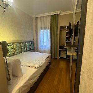 Camera standard con letto queen size